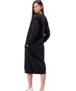 rochie neagra din tricot