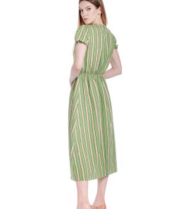 Rochie in verde dungi